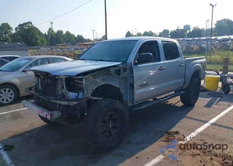2008 Toyota Tacoma Prerunner V6 z USA, uszkodzony, nr VIN 3TMJU62N68M053489